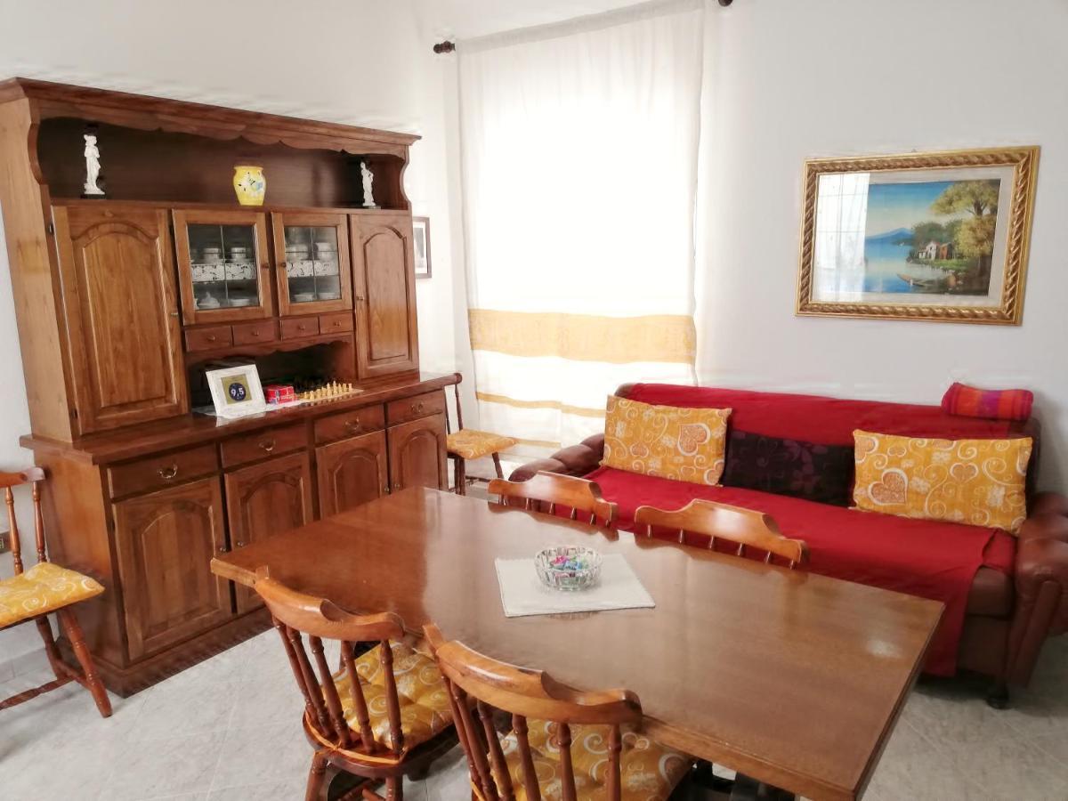 Appartamento Mary Oliena Buitenkant foto